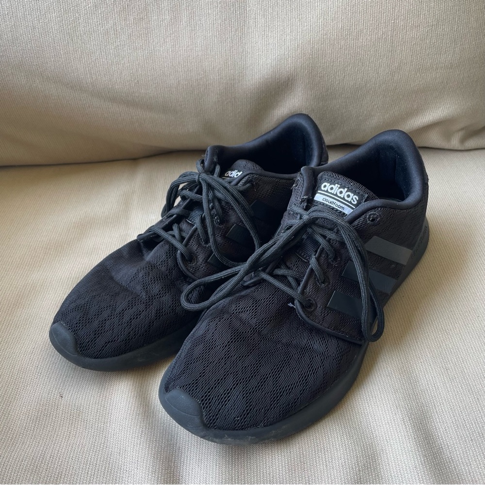 Size 8 Black Adidas Cloudfoam